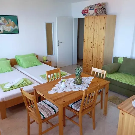 And By The Sea Martinscica, Cres - 23980 Guest house Martinscica (Cres)