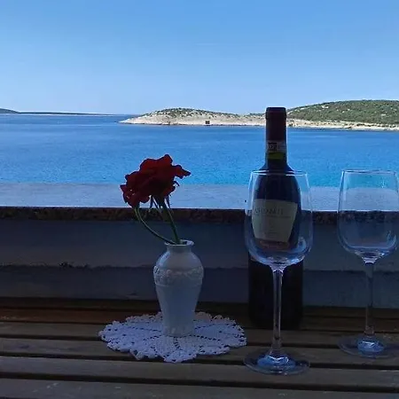 Гостевой дом And By The Sea Martinscica, Cres - 23980