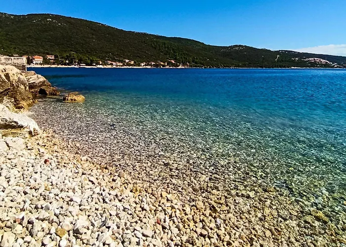 And By The Sea Martinscica, Cres - 23980 Гостевой дом Мартиншчица