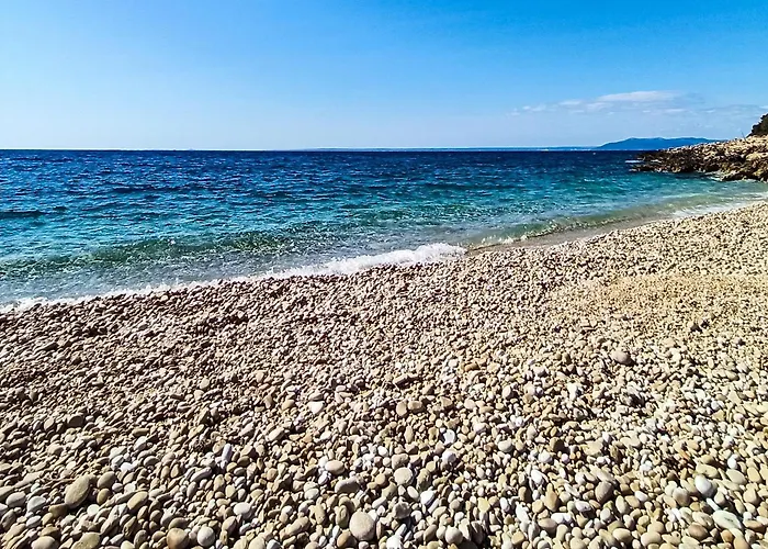 Гостевой дом And By The Sea Martinscica, Cres - 23980 3*