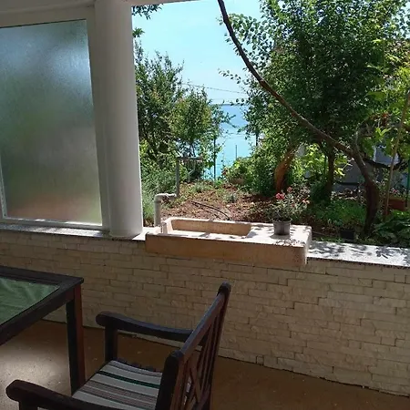 And By The Sea Martinscica, Cres - 23980 게스트하우스